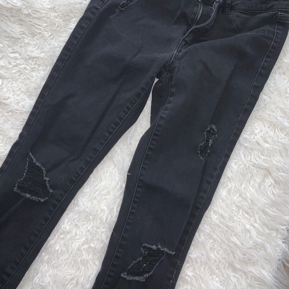 Black Distressed Jeans